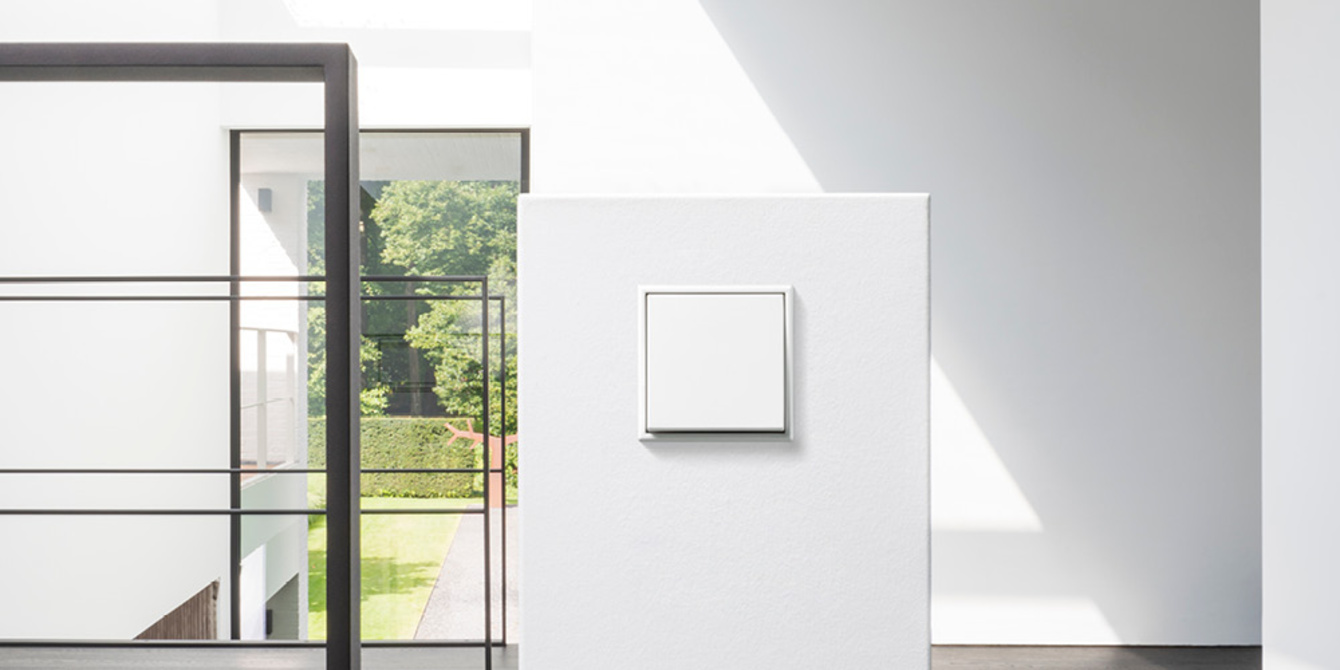 JUNG Schalterprogramme bei JJ Elektro-Team Kabelverlegung in Frankfurt